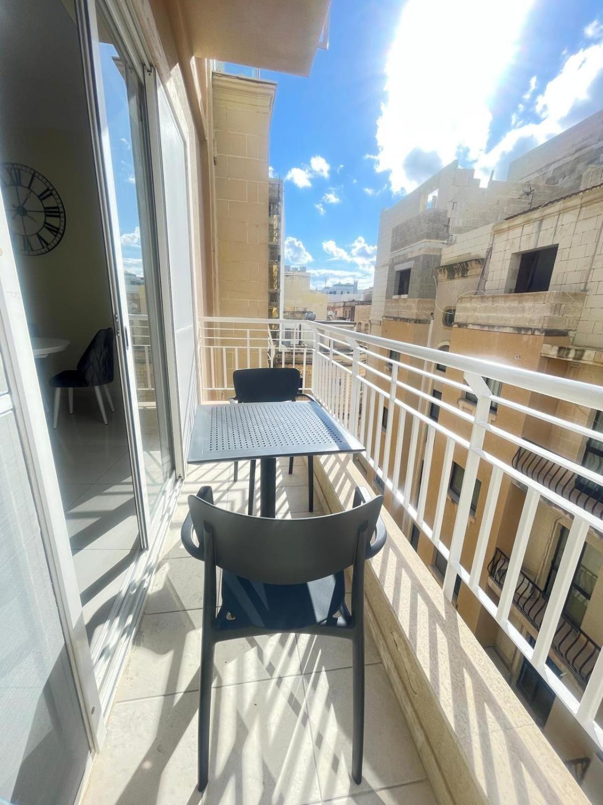 Venus Apartment 斯利马 外观 照片